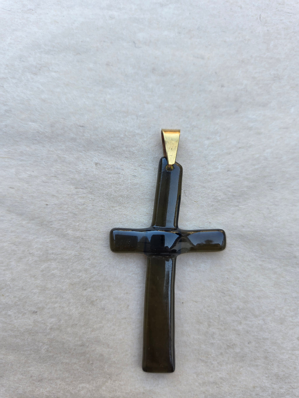 Pendentif Croix – Verre de bouteille revalorisé en Corse