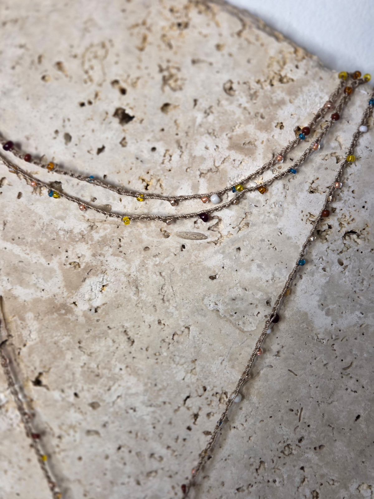 Collier en verre recyclé