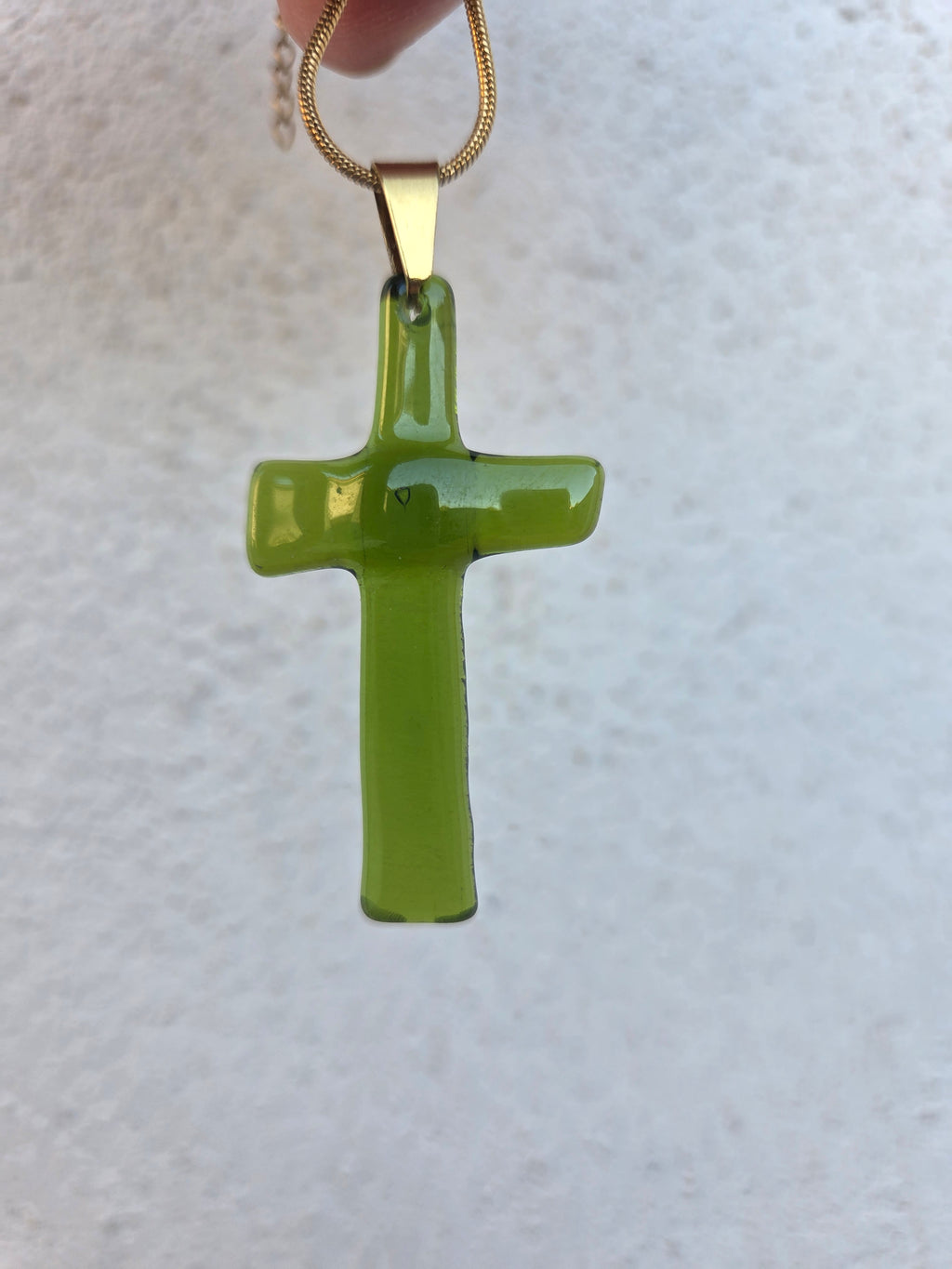 Pendentif Croix – Verre de bouteille revalorisé en Corse